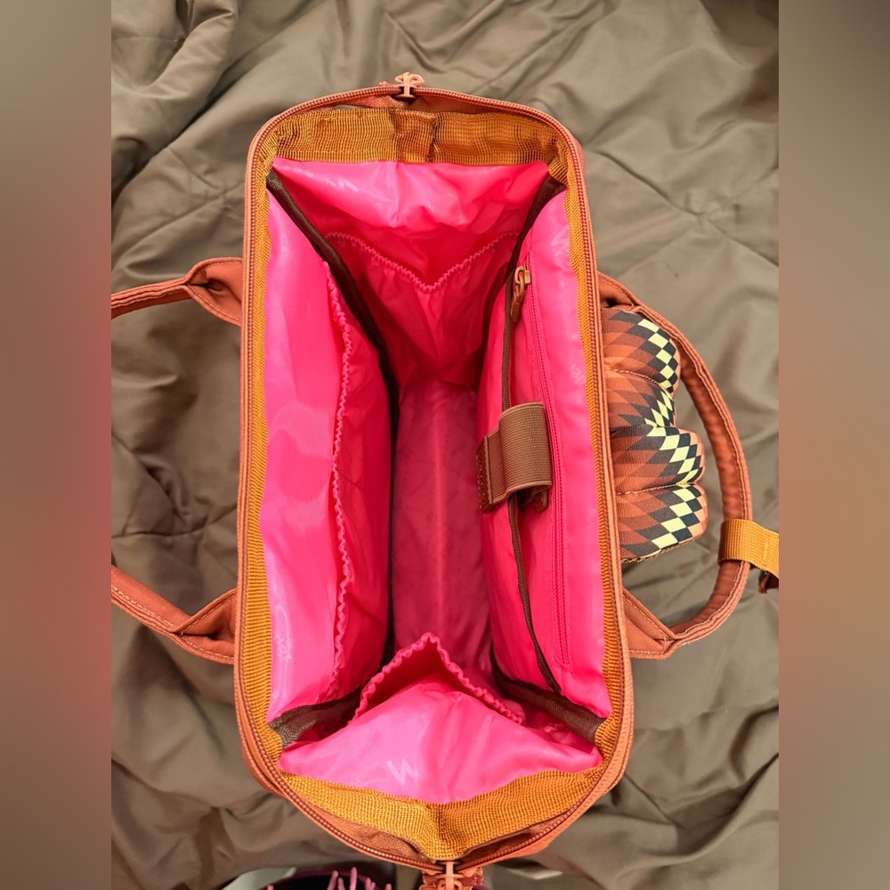 Wrangler Chevron Patterned Women's Backpack - image 9